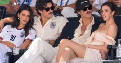 Amidst breakup rumors with Jack Antonoff, a photo of Margaret Qualley with her 'boyfriend' at Wimbledon 2026 has gone viral.