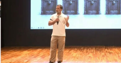 "Paper leaked 152 times in 10 years, not a single person convicted": Rahul Gandhi targets the government.