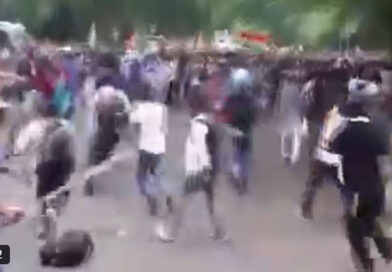 संसद मार्च से पहले CJP कार्यकर्ताओं और पुलिस में झड़प, लाठीचार्ज Clash and lathi-charge between CJP activists and police ahead of Parliament march.