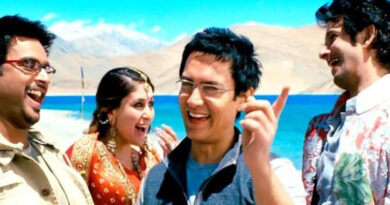 The makers have dismissed reports of a re-release of '3 Idiots' as fake news.