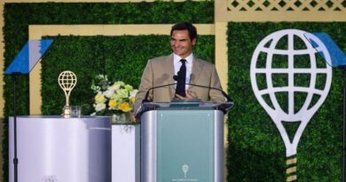 Roger Federer inducted into the Tennis Hall of Fame; wife Mirka's speech was moving.