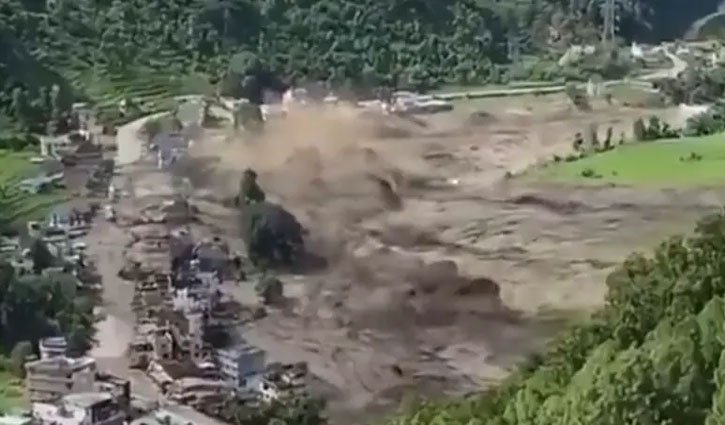 Death toll from floods in Nepal reaches 626; rain hampers search operations; over 2,400 people still missing.