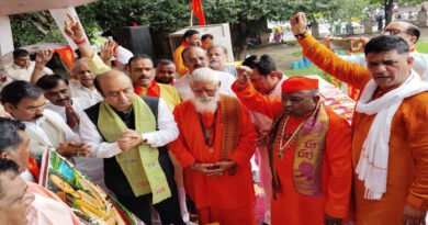 तुलसीदास भारत की अमूल्य धरोहर, उनकी साहित्यिक प्रतिभा का दुनिया में कोई सानी नहीं: डॉ. सुधांशु त्रिवेदी Tulsidas is an invaluable treasure of India; his literary genius is unparalleled in the world: Dr. Sudhanshu Trivedi.
