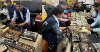 Vigilance raids premises linked to an IAS couple in Bihar; over ₹1 crore in cash and documents regarding assets worth crores recovered