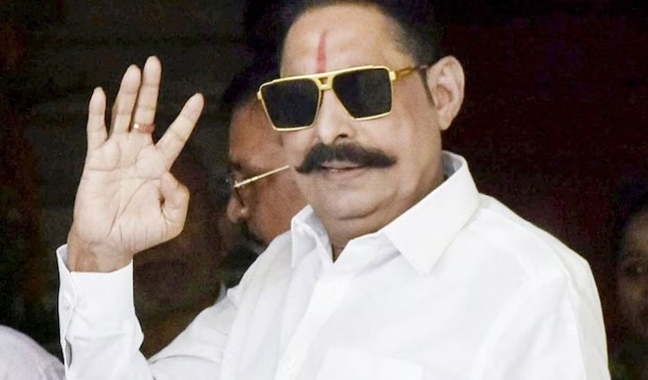 On being expelled from the party, Anant Singh says: Nitish Kumar is now politically finished; the JDU has 'no future'.