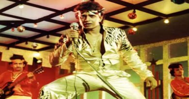 Mithun Chakraborty works the 'Jimmy Jimmy' magic in Russia once again; the 'Disco Dancer' craze endures even after 40 years.