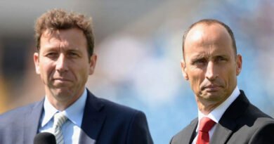 Following the controversy surrounding Imran Khan's interview, Pakistan has dropped two legendary English players from its commentary team.